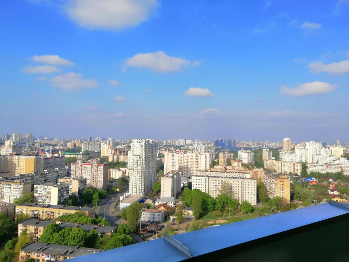 Видовая 25Й Этаж. Новый Дом. Шалимова, Isida. Шулявская, Гарматная, Индустриальный Мост. Космополитан. Большевик. Жд Вокзал. Kiev Esterno foto